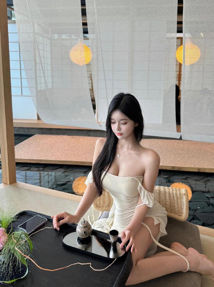 繁城之下 封面